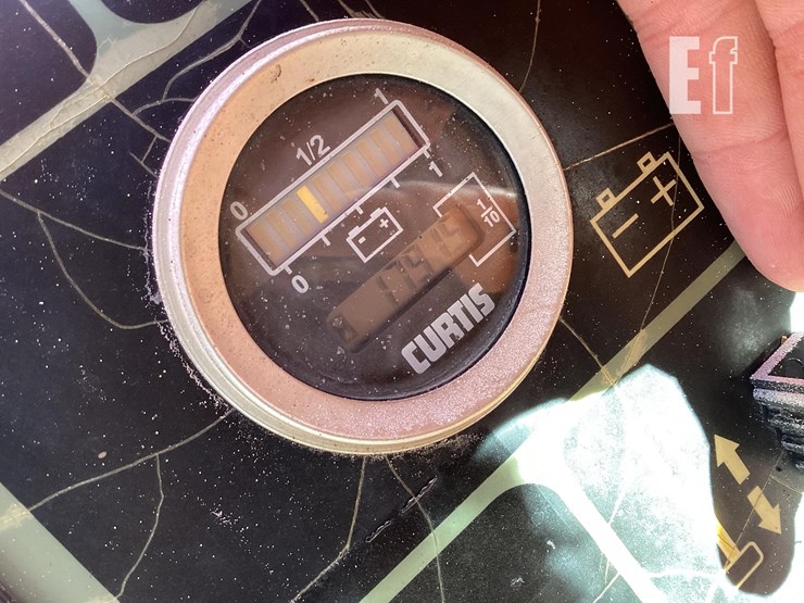 2008-jlg-e400ajpn-image-13