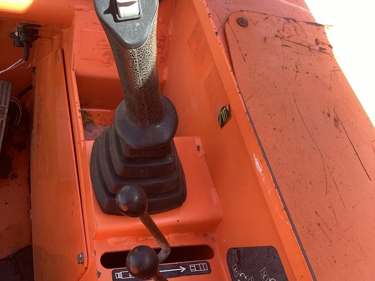 2017-sky-trak-10054-image-14