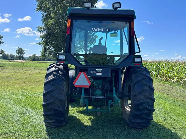 white-american-80-image-20