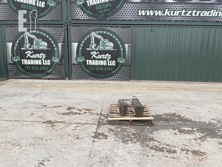 bobcat-rear-stabilizer-image-1