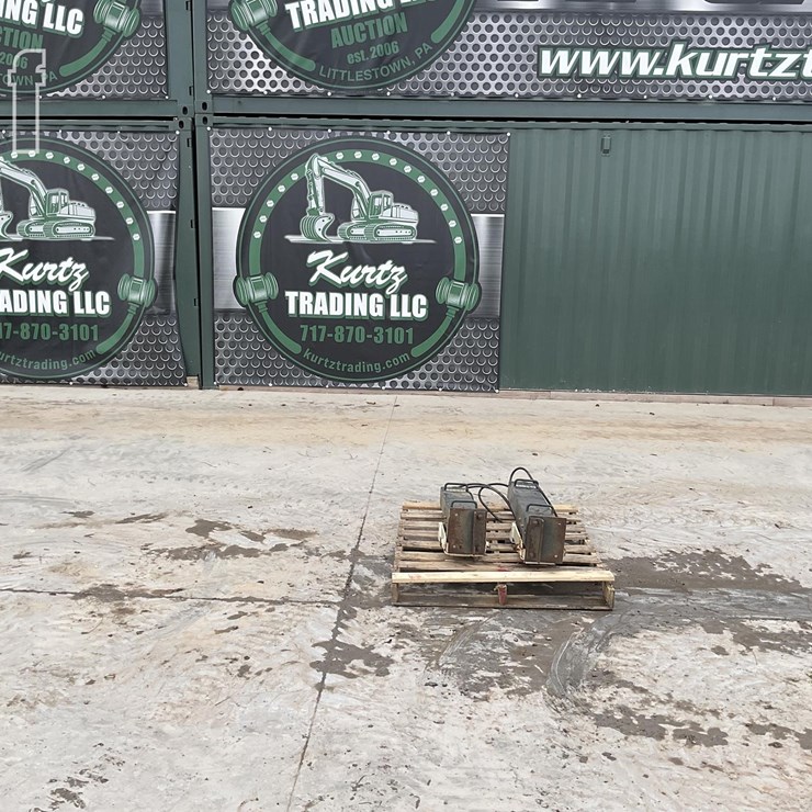 BOBCAT REAR STABILIZER