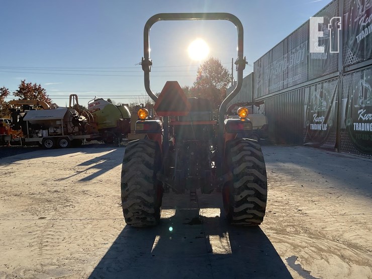 2016-kubota-l3301d-image-3