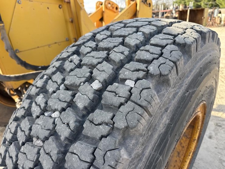 1989-john-deere-6-image-58