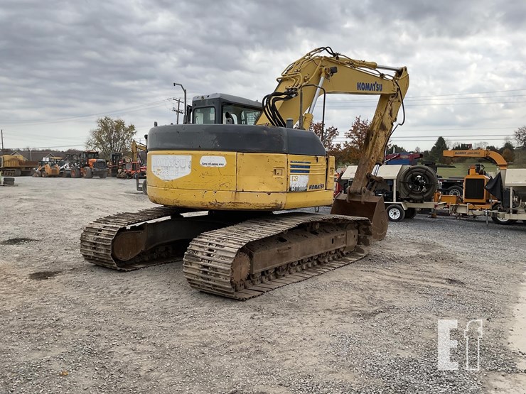 2010-komatsu-pc228-image-4