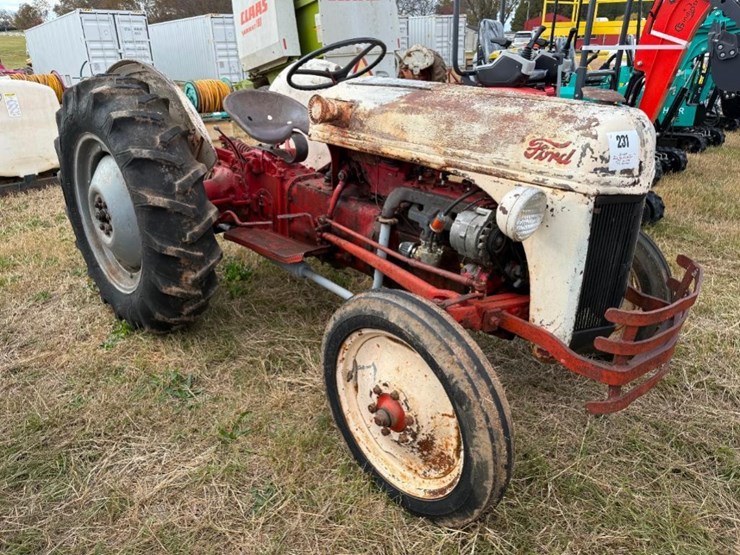 1948-ford-tractor-image-1