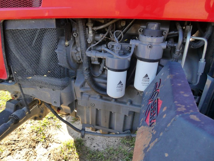 massey-ferguson-4710-image-12