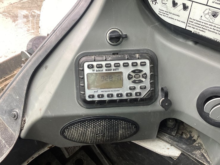 2016-bobcat-s770-image-16