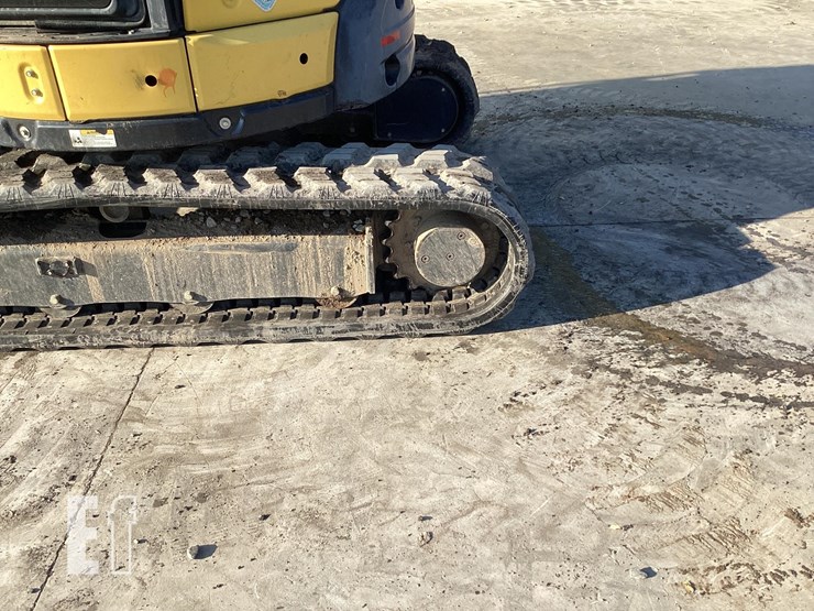 2018-yanmar-vio55-6a-image-12