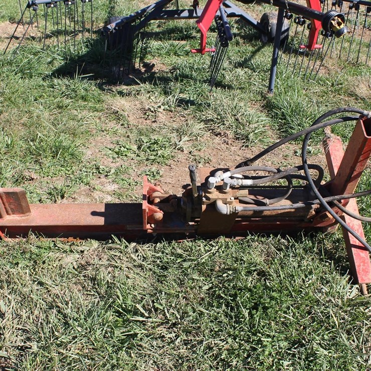 BUSH HOG LOG SPLITTER