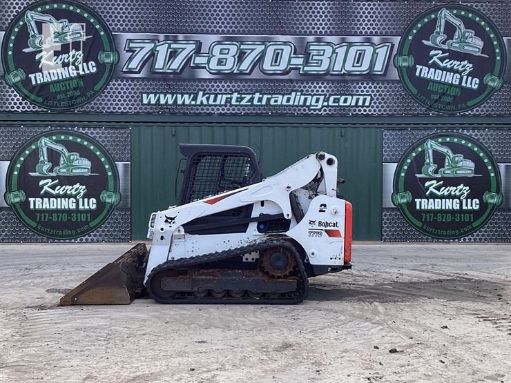 2022-bobcat-t770-image-1