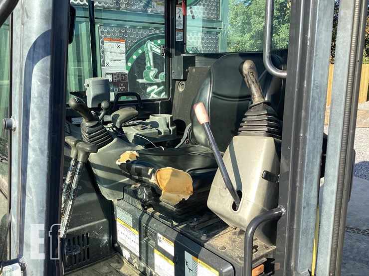 2018-yanmar-vio55-6a-image-15