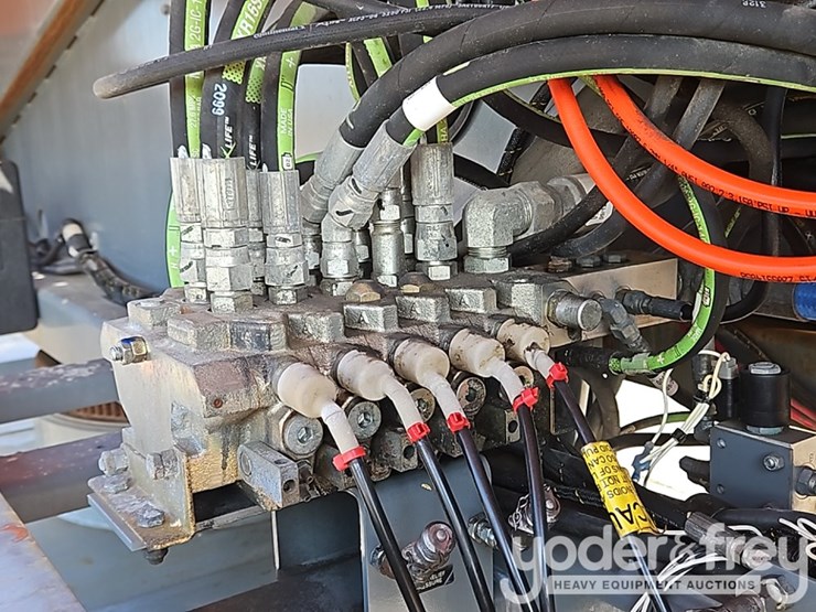 2019-snorkel-tb86j-image-33