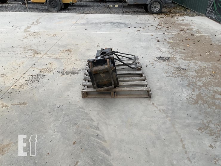 universal-impact-technologies-breaker-image-2