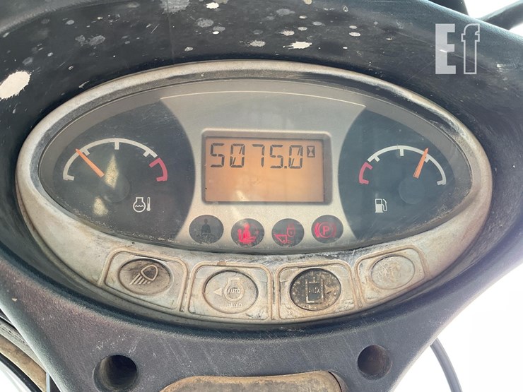 2014-bobcat-t650-image-20