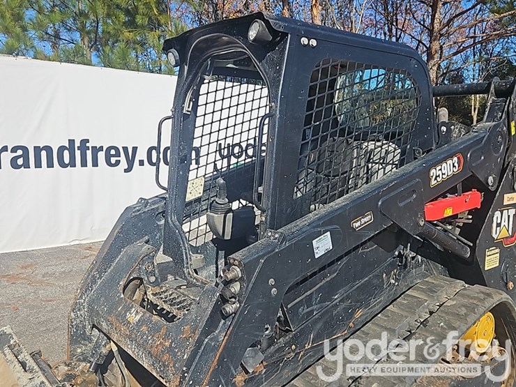 2020-caterpillar-259d3-image-13