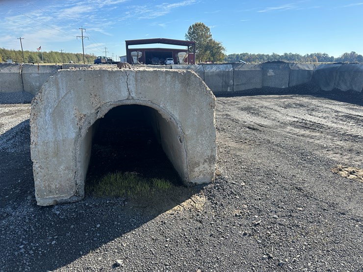 #32726-•-lot-of-(13)-~57"x80"-concrete-culvert-sections-image-2