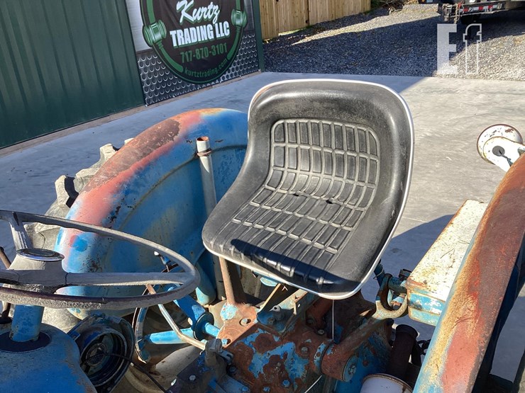 1967-ford-3000-image-10