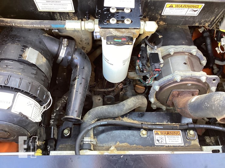 2021-gehl-rt105-image-13