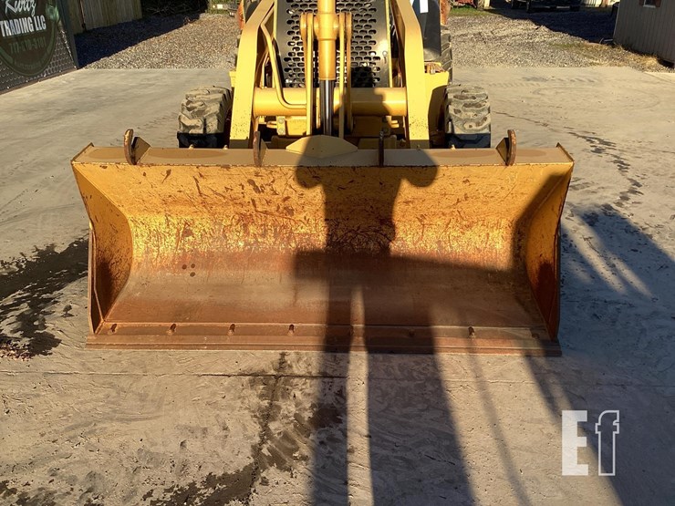 2000-deere-310se-image-9