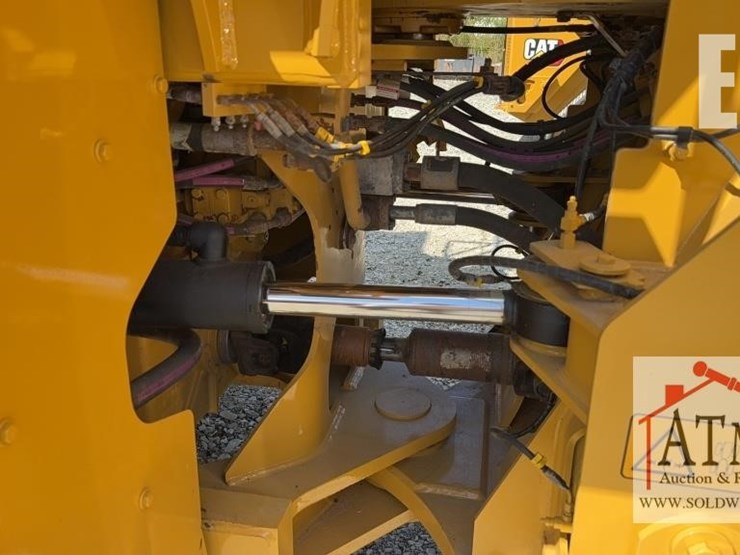 2019-caterpillar-962m-image-40