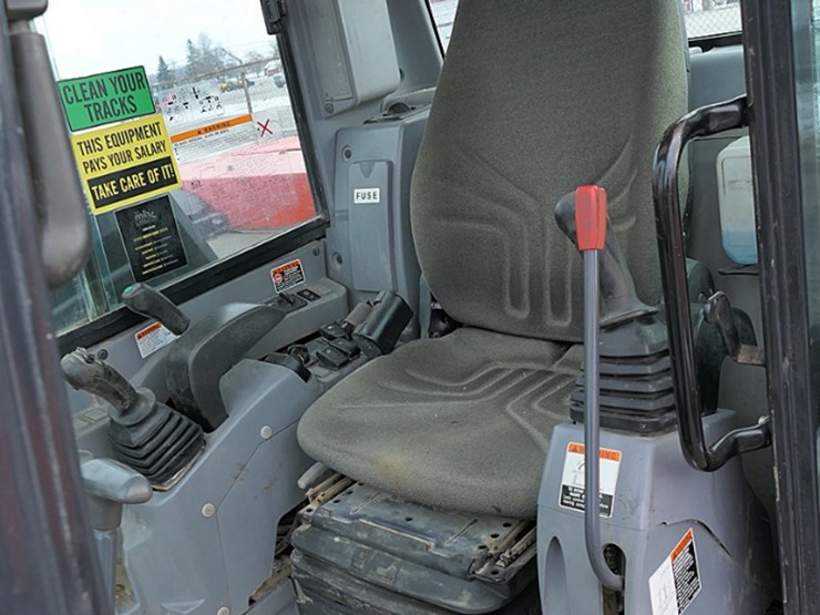 2018-kubota-kx080-image-33