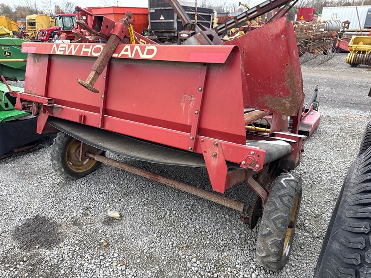 new-holland-144-image-6