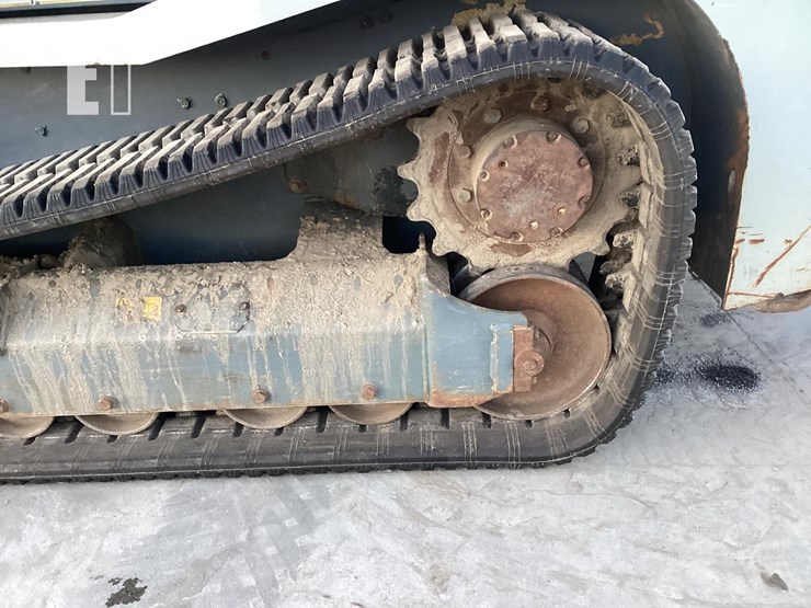 2016-takeuchi-tl8-image-11