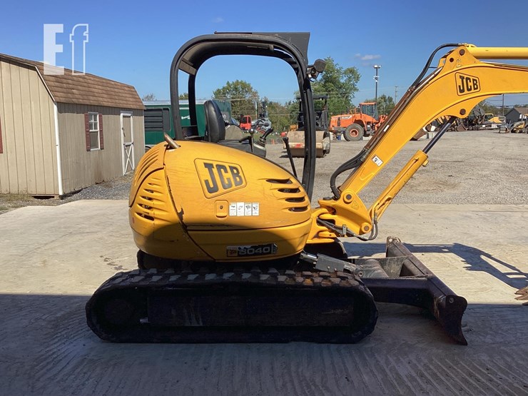 2007-jcb-8040-image-5