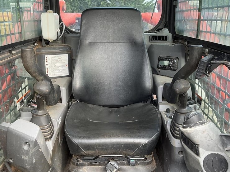 2021-kubota-svl97-2-image-15