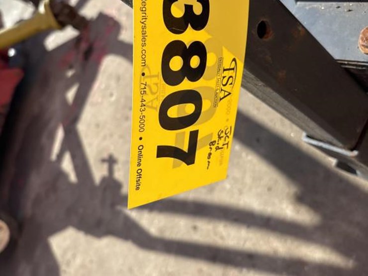 #3807-•-jct-72"-skid-steer-broom-image-9