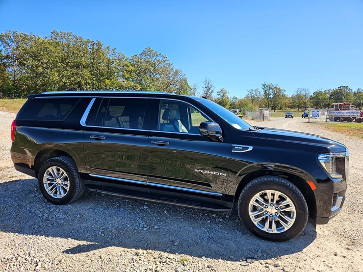 2022-gmc-yukon-xl-image-18