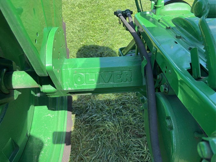 oliver-super-88-image-82