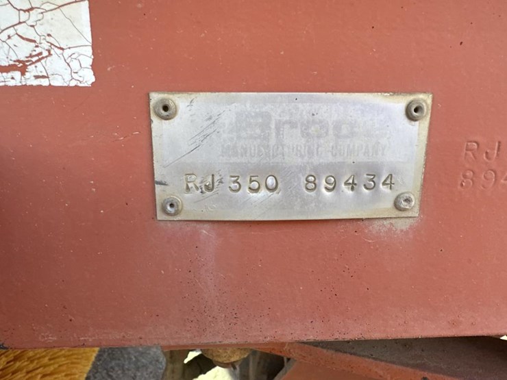 #1905-•-broce-sweeper-image-46