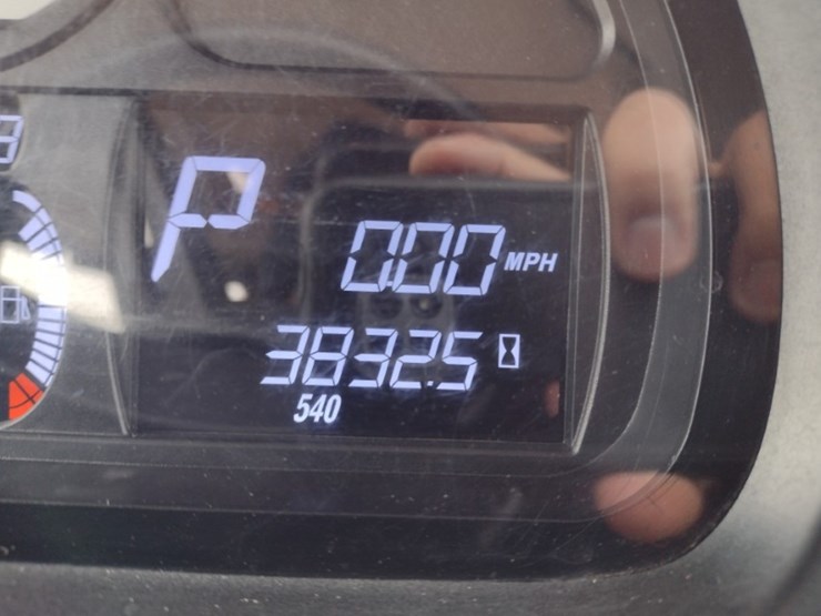 23-massey-ferguson-mf7s155-tractor-(qea-4008)-image-6