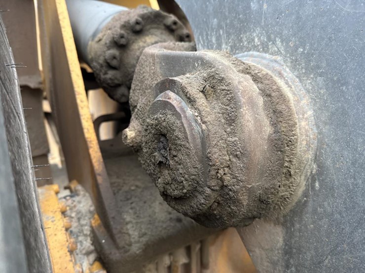 #1911-•-2004-volvo-220e-loader-image-14