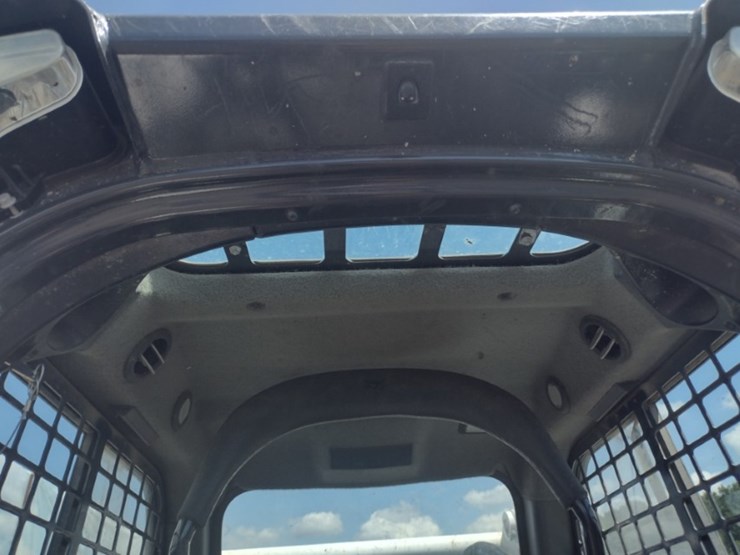 bobcat-t590-image-14