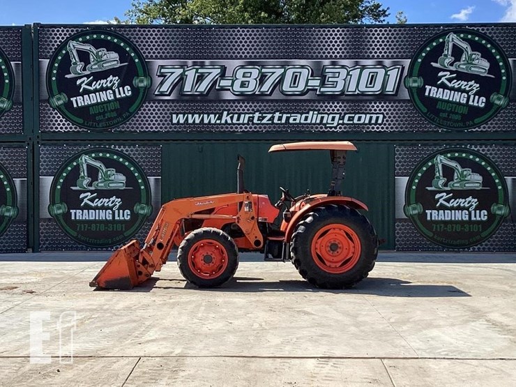 2016-kubota-m7060d-image-1