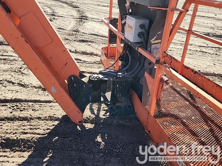 2008-jlg-660sj-image-9