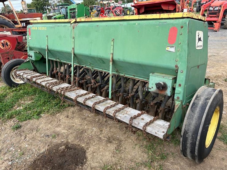 john-deere-8300-image-4