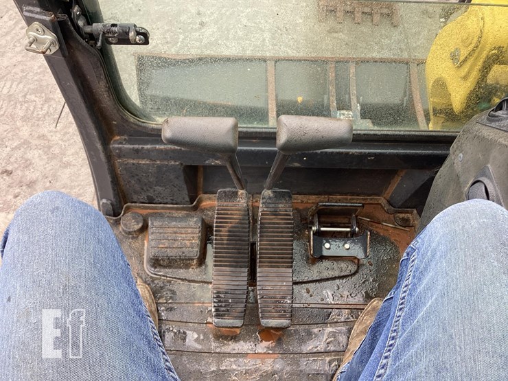 2018-yanmar-sv100-2a-image-17