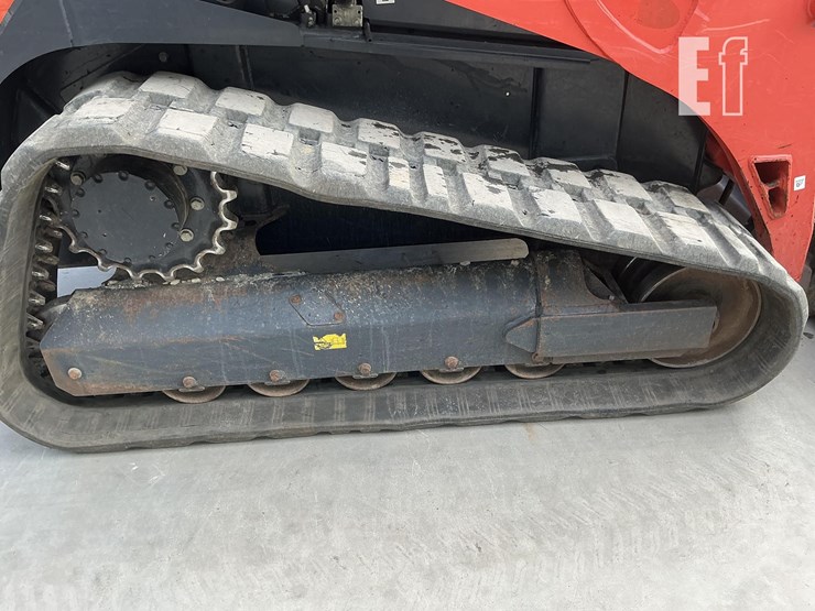 2021-kubota-svl97-2-image-7