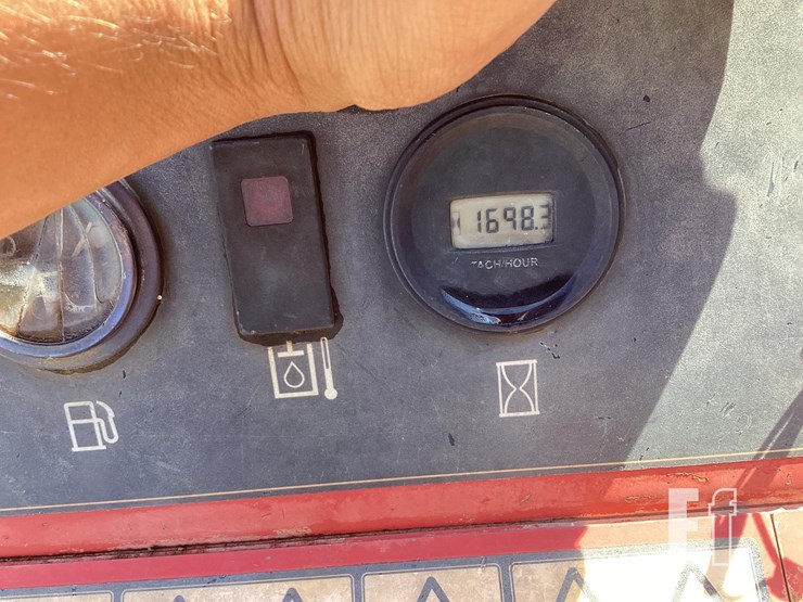 2014-toro-dingo-tx427w-image-14