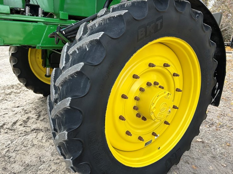 2012-john-deere-4940-image-63