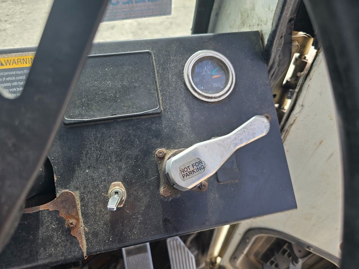 2008-mack-leu613-image-46