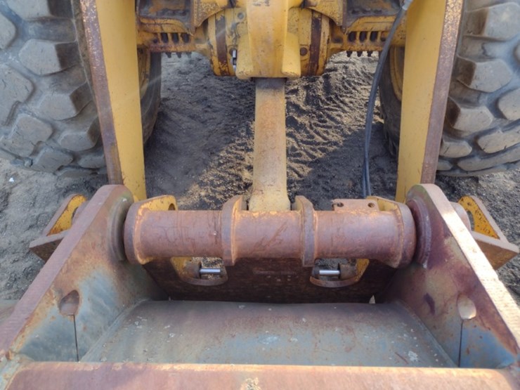 96-deere-644g-image-15