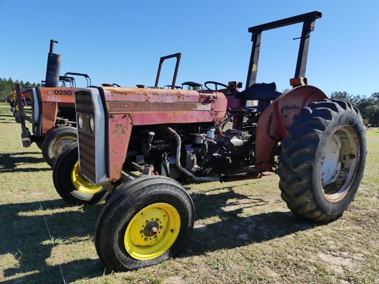 massey-ferguson-240-image-1