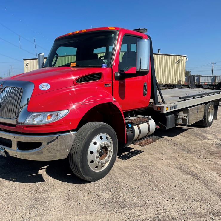 2021 INTERNATIONAL MV607 SBA