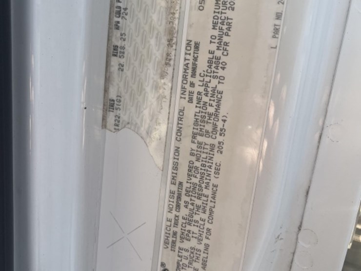 #2898-•-2005-sterling-debris-truck-image-11