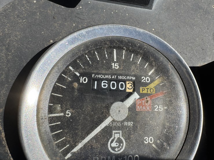 case-ih-685-image-10