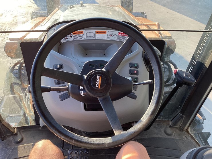 2022-case-580sn-image-16